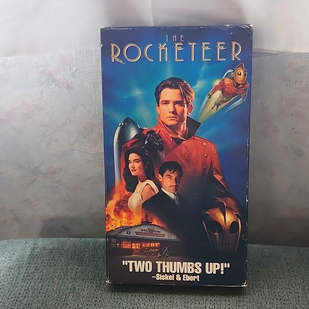 VHS TAPE - "The Rockateer" Movie